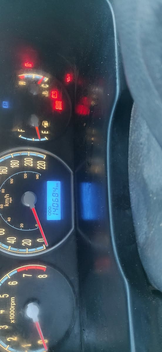 السلام عليكم سنتافي محرك 33ماشيه 140 فقط عيبها قرسيوني تولع وتتحرك مكيف شغال زواق الدار قاعده  سعرها بلاش ان شاء الله 13500هاتف0944585795..0922833906


**إذا كنت صاحب هذا الإعلان وتريد حذفه لأي سبب، رجاءا أرسل رسالة إلى الدعم الفني**