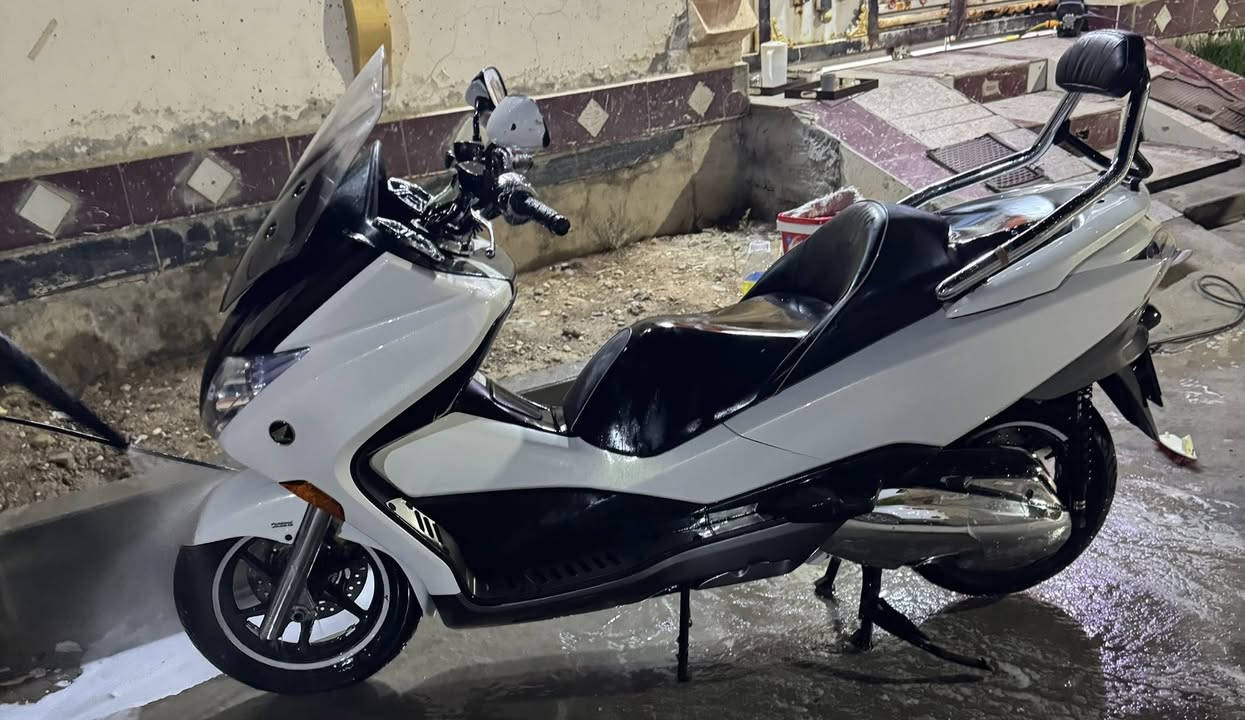 السلام عليكم 
فورزه 10 للبيع مكفوله كفاله عامله قضاء النصر ب12قفل شرط شخط مابيها ‭0785 044 5506‬
‭0785 584 8288‬
