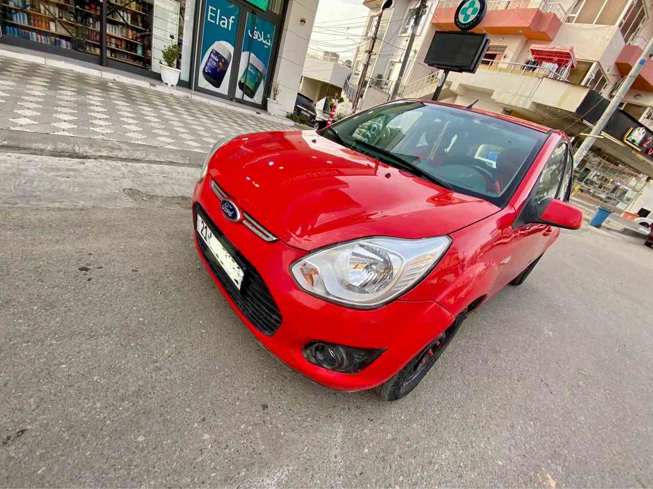 فۆرد فیگۆ نیڤا سفری ئێرە، بلاجیکتۆر ؛تۆماتیک2013 ، سەنەوی تازەیە ،شاشەئایپاد ، جام کارەبا قفل مەرکەزی؛ ئەیبی ئێس دوو سویچی لەگەڵە، ، ڕۆنی گێرو مەکینەی تازە گۆراوە، مەسرەفی تێدا نییە،هی ماڵی خۆمانەو هی مەعرەز نییە،بەشەرتی گێرو مەکینەو تەحویل،دوودەرگاو دووچەمەلەخ بۆیاخە لەسەرساخی و بەهیچ  جۆرێک هیچ ناوگرتنی نییەپێشو پشتی کەپسەو بئ بۆیاخە،نرخی 69گەلاو مئامەلە،لەسلێمانیم
*********** ڤایبەرو وەتس ئەپی لەسەرە. السليمانية, العراق
