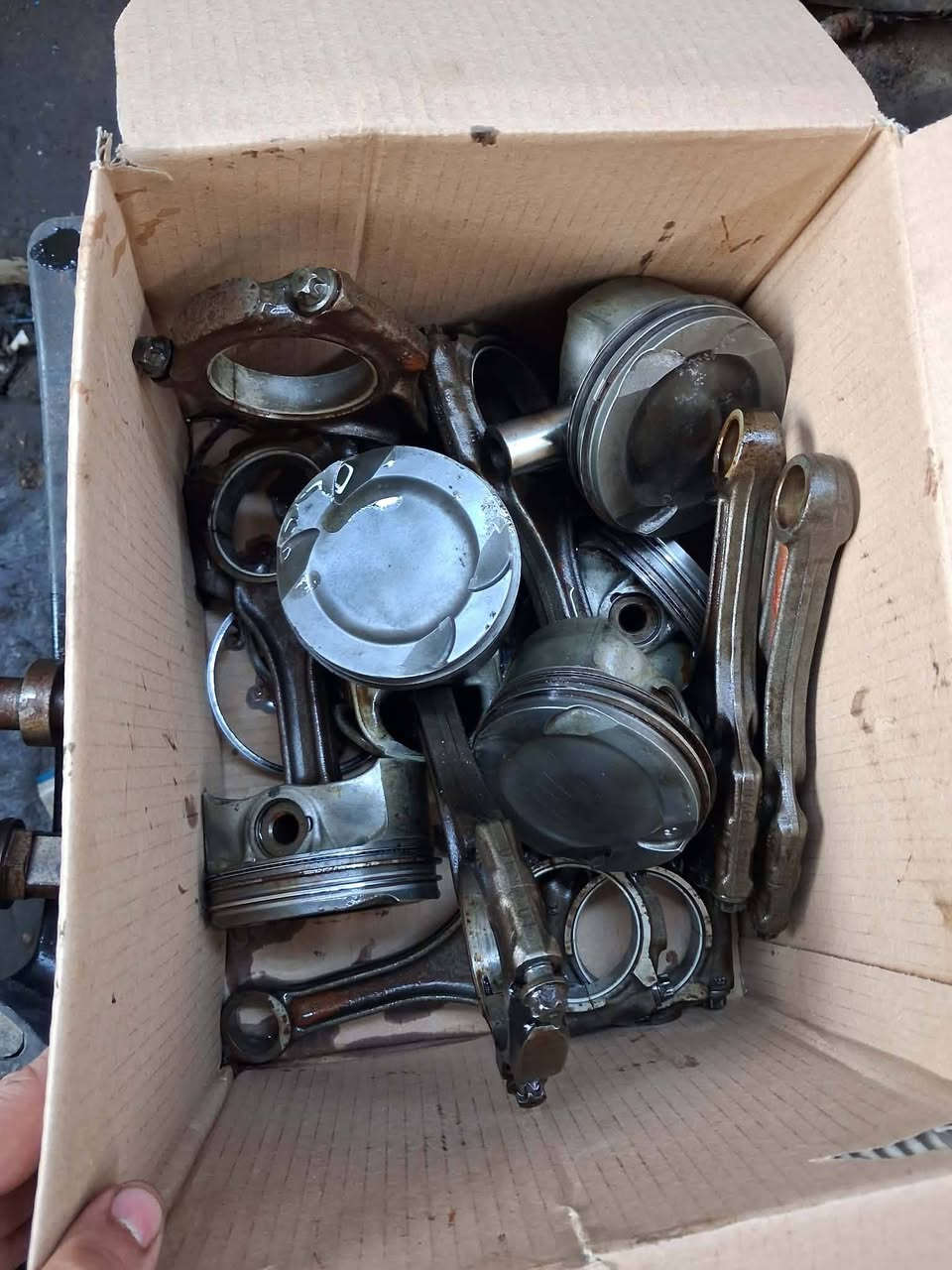 السلام عليكم غراض للبيع بساتم n63 4400 توين تيربو للبيع 
٣ ب ١٠٠ الف عددهن يعني ٦ ب٢٠٠ الف وواحد هديه 
رواجز وكور ب ٢٠٠ الف


**إذا كنت صاحب هذا الإعلان وتريد حذفه لأي سبب، رجاءا أرسل رسالة إلى الدعم الفني**