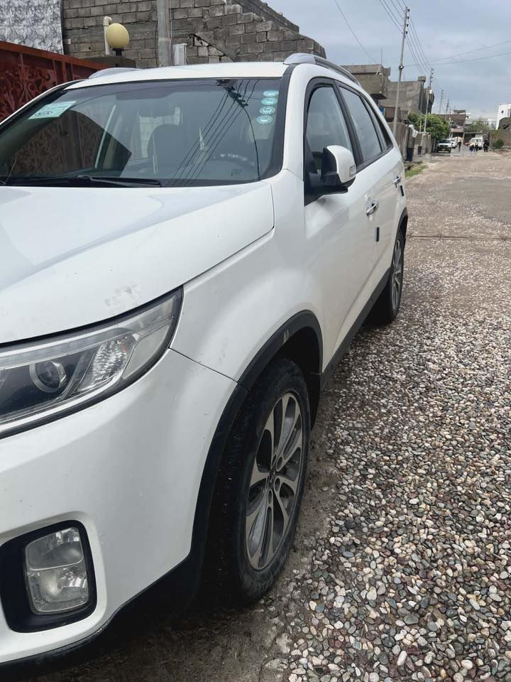 للبیع کیا سورینتو 2014 خليجي
مواصفات فول بس بدو سلايت 
تماتيك بصمه 
حزام بخ بدون معجون
(ره شبوش)
صقف شبر تعديل 
4 بستن 
کیر شرط
مكينه تبديل جديد 
رقم و سنويه جديد 
بدون غرامه بسمي
رقم اربيل 
السعر 140 مجال بسيط
للمزيد من المعلومات الاتصال ع الارقام 
***********
***********
