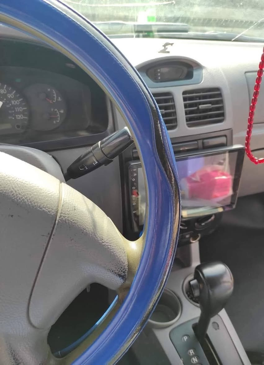 السلام عليكم
كيا ريو ٢٠٠٤ وأرد امريكي 

كير أوتو 

رقم بغداد  مشروع وطني سنوية ٢٠٢٨ باسمي 

محرك ١٦٠٠

كير جديد محرك جديد.

وارد امريكي  / ضربة بصف قبق البانزين شبر بدون دواخل.

نظامها بعد ريو صرف قليل

مصبوغة عام

السعر ٤٧ بي مجال مكانها بعقوبة

نواقصها / 

- شمسيات فوك السايق

- يدات باب خارجية ٢ مكسورة

- قزان راديتر ينكط

- بولبرن امامي

هاي نواقصها حتى ما اعنيك عليها

ماسنجر أيضاً متاح...


**إذا كنت صاحب هذا الإعلان وتريد حذفه لأي سبب، رجاءا أرسل رسالة إلى الدعم الفني**