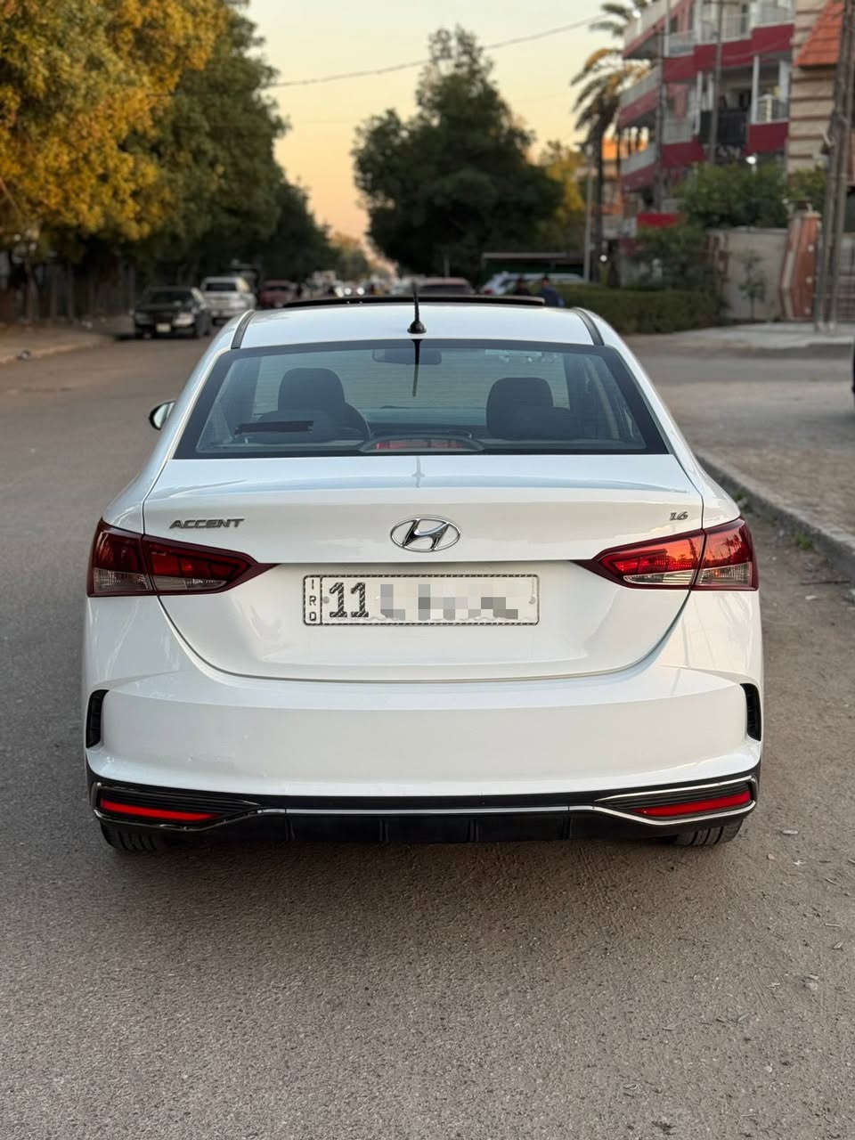 هونداي اكسنت 2021 وارد خليجي 
مواصفاتها 
سلايت روف 
شاشه كبيره 
كامره خلفيه
تحكمات ستيرن جهتين 
تبريد قطعتين 
ماشيه 46 الف 
ويل كب 
تخم تاير جديد 
محرك 1600 دوش 
اشاير بالمري
السياره جديده 
السياره رقم بغداد وباسمي 
السعر 132 
للاستفسار ***********
