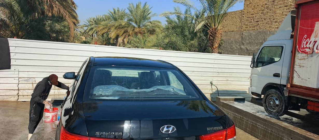 السلام عليكم سوناته موديل 2010سياره حلوه نظيفه كير محرك خير من الله خط واحد بلادي غاز غاز  رقم و سنويه سعر 50.       ***********  ادوات ادوات
