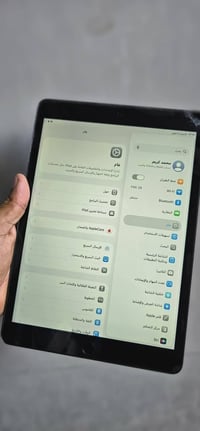 ايباد 9  ذاكرة 64 فقط مبدل كلاسة وكالة وضربة بالضهر ممأثرة بطاريتة ممت...