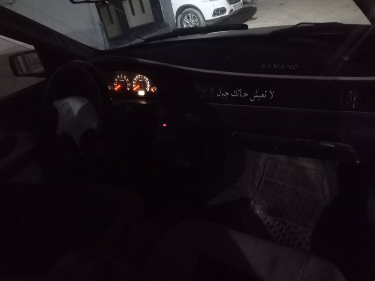 السلام عليكم سمند 2009 صفره بغداد اجرة
سنويه ساقطه مابيه ضربه قويه لا بشواصي 
مكفولة من ضربه بيه جلخات 
لا مچفيه ولا مكلوبه 
راعيه بغداد 
20بيه مجال قليل 
العنوان النجف الاشرف شارع المطار القديم 
***********
