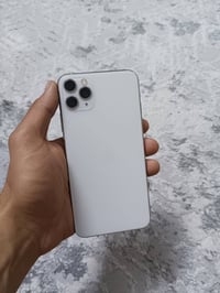 ايفون ١١ برو ماكس • ٢٥٦ • نضيف مكفول