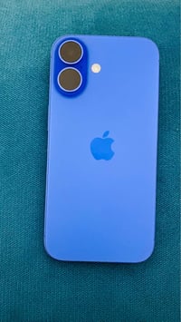 ايفون 16 • ازرق • حلة