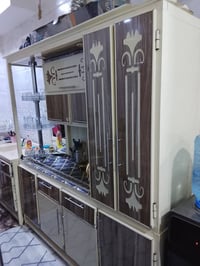 كونترات للبيع مترتين ونص باسنك متره ونص مرمر لسعر 300 وبيه مجال وهذا ر...