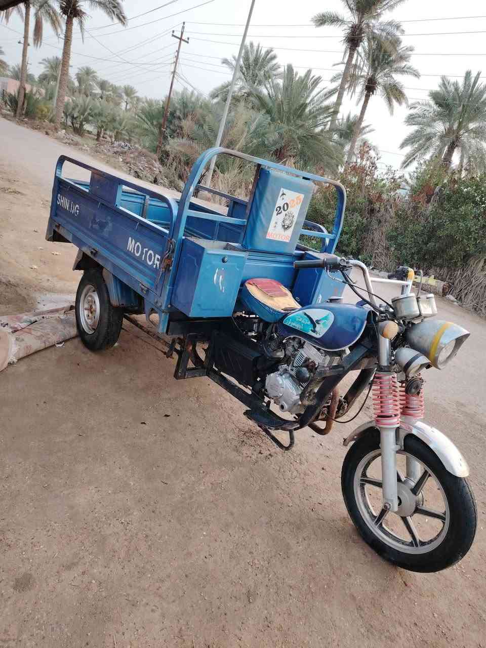 سلام عليكم ستوته البيع 21 رقم ابيض كهربايات شغاله كامله من كلشي السعر مليون 800 وبيه مجال العنوان دوانيه قضاء الشاميه تصال عل رقم ***********
