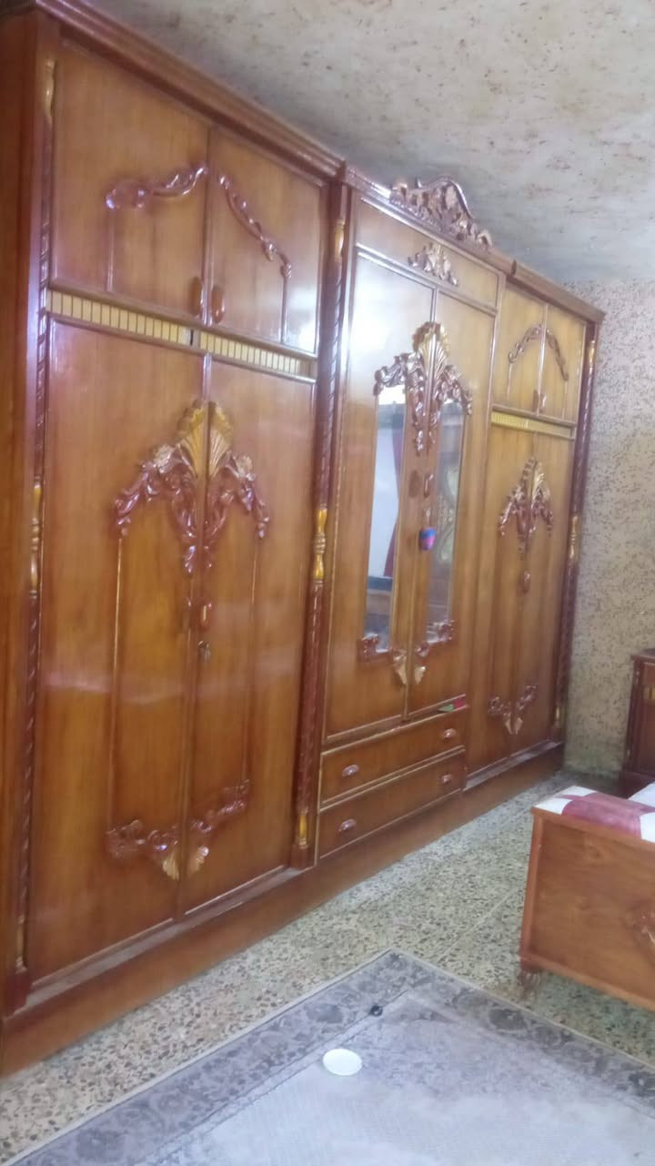 غرفه ام سته طابقين داخل  صاج موديل مسرح اسف عدم التصوير بالصوره الواضحه (لضيق مكان )مكان الغرفه بابل الحمزه الغربي‏‪***********‬‏
