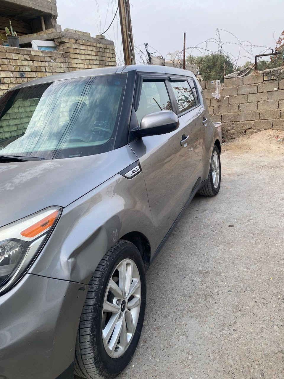 كيا صول موديل 17 أمريكي محرك 2000 حادث تبديل بابين عكس السائق اصلي نفس الون بدون دواخلي حلوه وجاهزه السعر 113 في بغداد الزعفرانية *********** بغداد, العراق
