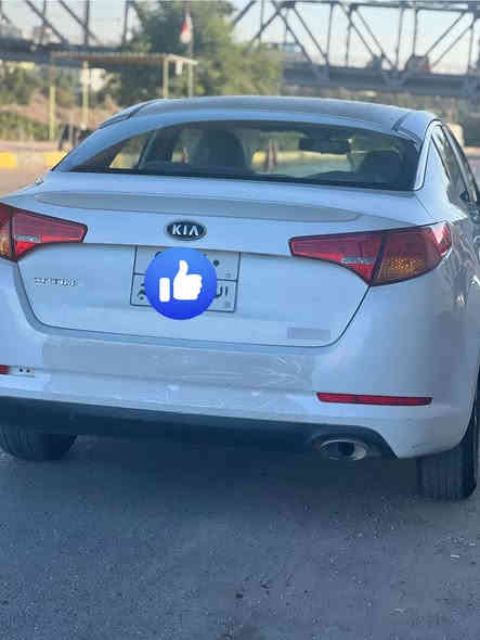 السلام عليكم 
كيا اوبتيما ٢٠١١خليجي 
مكفوله بدون صبغ بدون تبديل بدون فتح 
سياره جديده سونار جديد موضح أمامكم 
كير مكينه مكفولات  
السعر١١٢٠ وبيهة مجال 
التصال (***********)
