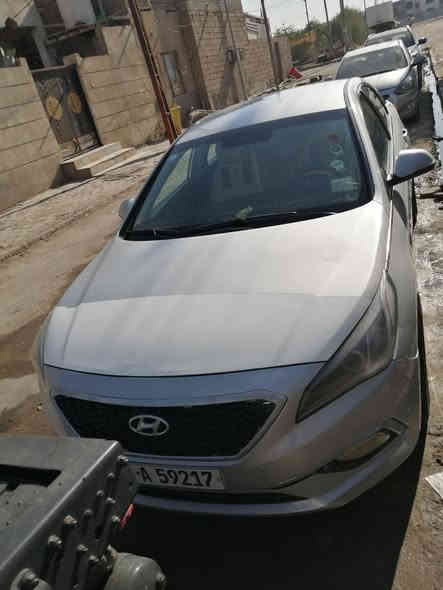 من رخصه الادمن
سوناتا كوري موديل ٢٠١٧ بيه جاملغ وبنيد مبدلات وبيه رشات صبغ مالت كوريا السياره بسمي موصفات السياره فول معدا الفتحه كير ومحرك بحاله جيده محرك ٢٠٠٠ دوش ***********
***********
