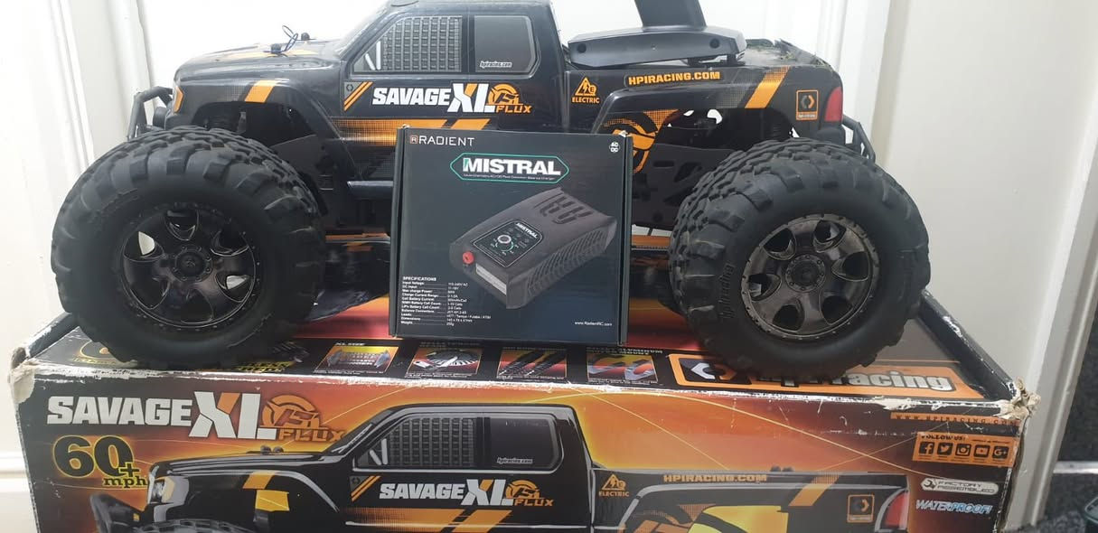 Hpi savage Flux XL 1/8
بمليون و 250 
مواصفات جدا عاليه


**إذا كنت صاحب هذا الإعلان وتريد حذفه لأي سبب، رجاءا أرسل رسالة إلى الدعم الفني**