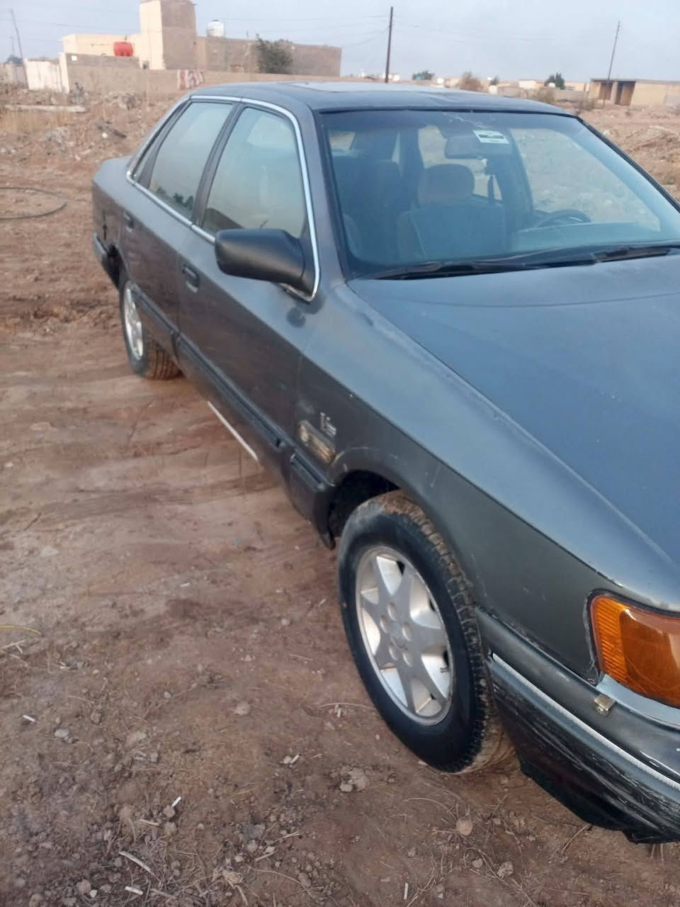 سلام عليكم. شباب.
للبيع. فورد سكوربيو الماني.  موديل. 1991 كير ومحرك خير من الله تخم تاير. جديد كهربائيات كلها. شغاله. صدر جديد. السياره بدون حادث او صبغ. رقم. كركوك.  تريد وكاله. تريد حويل.
 السعر. 19. ورقه.  ***********
