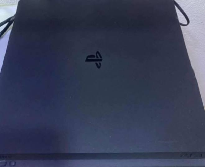 بليات عدد 2 مكاني ناصرية مركز ***********واتساب نظافه 90بلميه
1/ بلي فور فات مهكر نظيف ما مفتوح نظام 9 فلاش تهكيره كولدن هين جوستك عدد 2 ملحقاته كامله اصليه وياه هارد خارجي واحد تيره 27لعبه قويه متروس بيس26 وفيفا 26وبعد اهواي 

2/ سلم مهكر نظيف نظام 12 تهكيره قرص كولدن هين جوستك عدد 2 ملحقاته كامله اصليه كذلك وياه يو بي اس حمايه متروس العاب
