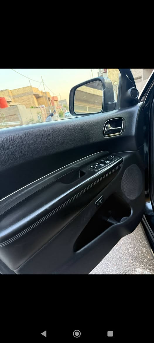 دوج دورنكو 2019جاهزه من الدعميه الدعميه حادثها منشور ويه الصور صبغها حزام اثر جماليه بدون حادث مراوس حسب القناعه 
#المواصفات - رقم  بغداد تحويل مباشر تحويل مباشر مشروع وطني 
1- محرمه  6سلندر
 سلندر بخاصية توفير الوقود ECO 
3-  + جنطه كهرباي
2-بصمه
5- حساسات خلفية اصل مع خاصية  
7- لايت ١٠٠واط اصلي مع حاجب LED . 
8-  مع تحرك المرايات الجانبية عند الرجوع الى الخلف حسب التحكم
9- السيارة  احدث نظام قيادة بالعالم 
10- ويل كب حجم20. طخم تايرات حديث 2020  
12- نظام صوت ٧ سماعات داخل السيارة 
من beats audio من شركة apple
14- تحكم ستيرن كامل امامي وخلفي 
15- شاشة دشبول لمس كبيرة  متكاملة الايعازات . وشاشة ٧ انج معلوملت السيارة والعطلات والرسائل... 
17- نظام AUX + Bluetooth . نظام ملاحة GBS شاشت تنته كبيره
+ ذاكرة ميموري كارد موضعي + USB 
18- مانع تزحلق (انزلاق) .
19- تبريد ٤ قطع اكثر من 10 منافذ
20- الكشنات  جلد متصل  و تدفئة و تهوية و مع الستيرن تدفئة وتهوية والمقاعد الخلفية تدفئة
21- كاميرا خلفية دوارة HD 
22-إظهار ضغط الهواء في الاطارات. ومعلومات السيارة الكترونيا مثل كمية دهن محرك و درجة حرارة المحرك والكير والزيت وضغط الزيت الكتروني .
وباقي مواصفات الدورنكو ⁦✔️⁩  ⭐   
 *********** السعر 190 وبها مجال مكان السياره كوت السياره جاهزه من الدعميه الدعميه مكانها كوت مراوس حسب القناعه
