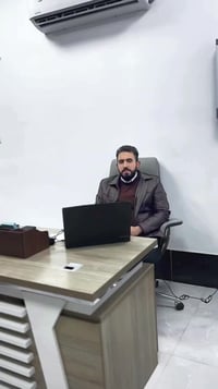 دكتور عمر عبدالعظيم • طب الأعصاب • مجمع الشفاء