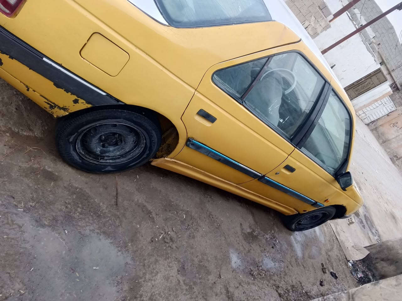 سلام عليكم بيجو 405
2010 رقم بغداد ألماني بدون تحويل سنويه 2026كير مكينه نضاف سياره كامله كوم حديد 
سعر 15وبيها مجال قليل عنوان بغداد جسر ديالى 
***********
