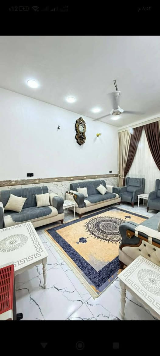 دار سكني #للبيع

موقعه #التقيه_الثالثه
قرب مجمع الروان فرع مكتب ميار للعقار

#مساحته_100_متر
واجه5 ونزال20
زراعي سند 25 مشمول بلتطويب
يحتوي علئ غرفه نوم نضام سويت وصاله ومطبخ واستقبال وصحيات داخليه وخارجيه 

#السعر__خاص
للاستفسار اكثر
#واتساب_اتصال***********
أو مراجعه مكتب السند للعقار الكائن في الجزائر شارع المطاعم مقابل مدارس التفوق الاهليه
