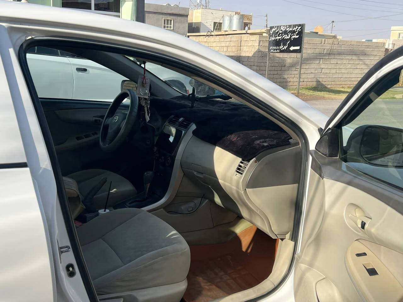 سلام عليكم للبيع كورلا 2009وارد امريكي  ضرر جاملقات ٢  سياره جاهزه من كلشي محرك كير فول السعر 105$  للتواصل ***********اذا مو شراي لا تتصل
