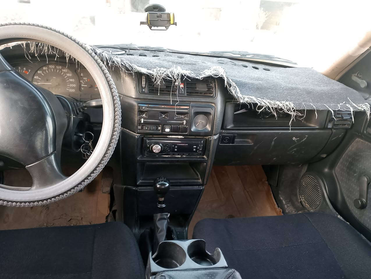 السلام عليكم
اوبل فكترا حجم 20 موديل 90 صبغ جماليه
 محرك شرط 
حداديه جاهزه
السعر 43 وبيها مجال

***********
