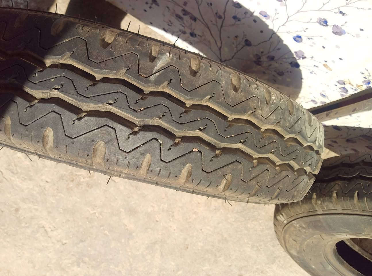 توير للبيع موديل 25 ما ماشات موجودات يوم واحد
مكان بغداد


**إذا كنت صاحب هذا الإعلان وتريد حذفه لأي سبب، رجاءا أرسل رسالة إلى الدعم الفني**