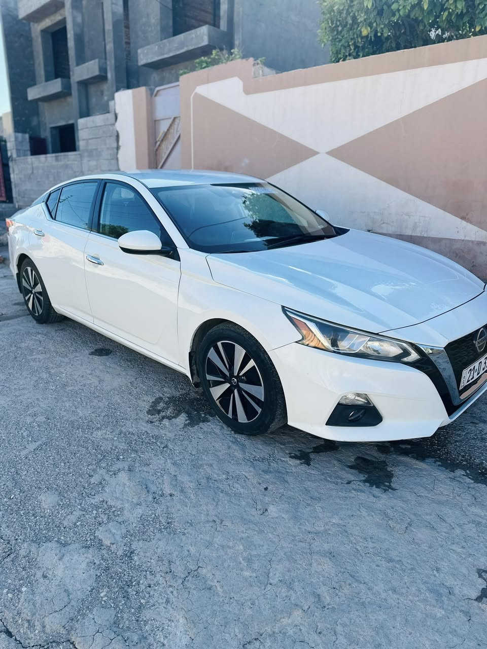 اخوان سلام عليكم
عندي نيسان التيما S

سيارة موديل 2020

سيارة ضررها موضح بالنشور 

سيارة بدون إرباك و بدون دواخل

سيارة ماشية 95 ميل

سيارة سعرها ١٤٥ وبيها مجال

***********
