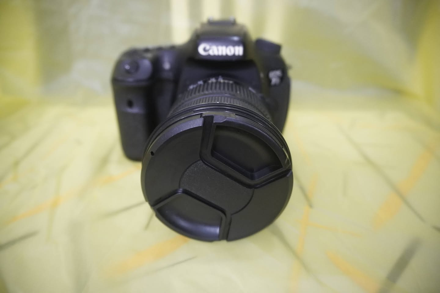 كانون  7dمارك  2   مع  عدسه 17 50  (فتحه 1.8)
مع  زوم  تاميرون  70 200  فتحه 2.8 الاصدار الاخير   مع جميع الملحقات  
مليون  ٨٠٠ الف     فقط 
بغداد  لا يوجد توصيل .


**إذا كنت صاحب هذا الإعلان وتريد حذفه لأي سبب، رجاءا أرسل رسالة إلى الدعم الفني**