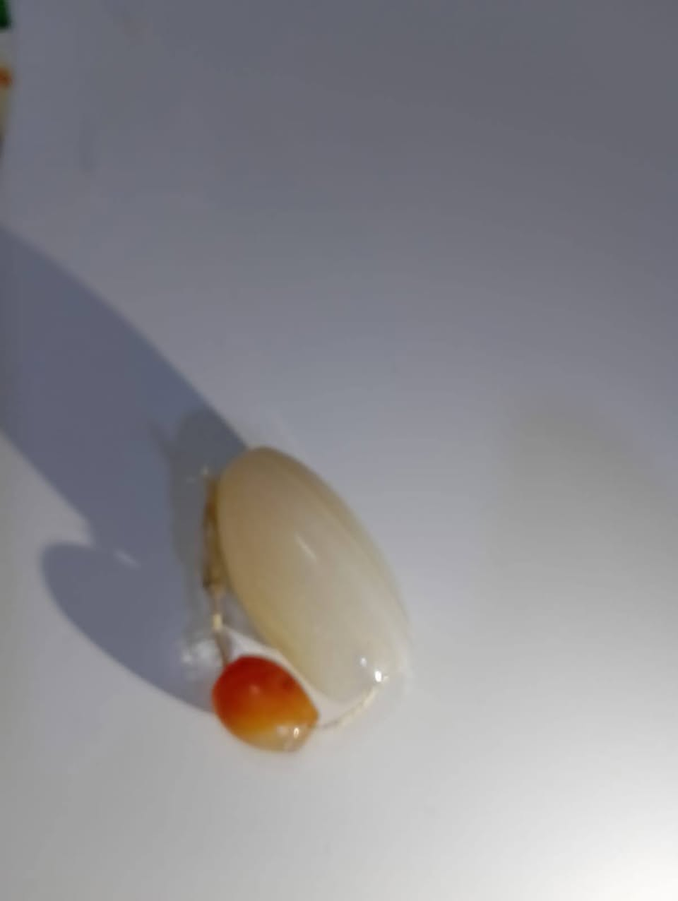 السلام عليكم عندي هذا الخرزة
قديمة كانت مع الذهب


**إذا كنت صاحب هذا الإعلان وتريد حذفه لأي سبب، رجاءا أرسل رسالة إلى الدعم الفني**