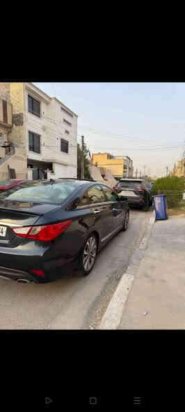 السلام عليكم 
سوناتا 2014 امريكي 
محرك 2400 
فول مواصفات 
حادثها جاملغ جهة السايق وربع البنيد
وصارت عندي طخة بسيطه بالجاملغ عكس السايق وصور الحادث عندي وبيها بارد مكانين
رقم بغداد باسمي 
السعر 113 بي مجال 
*********** هذا رقمي بغداد

