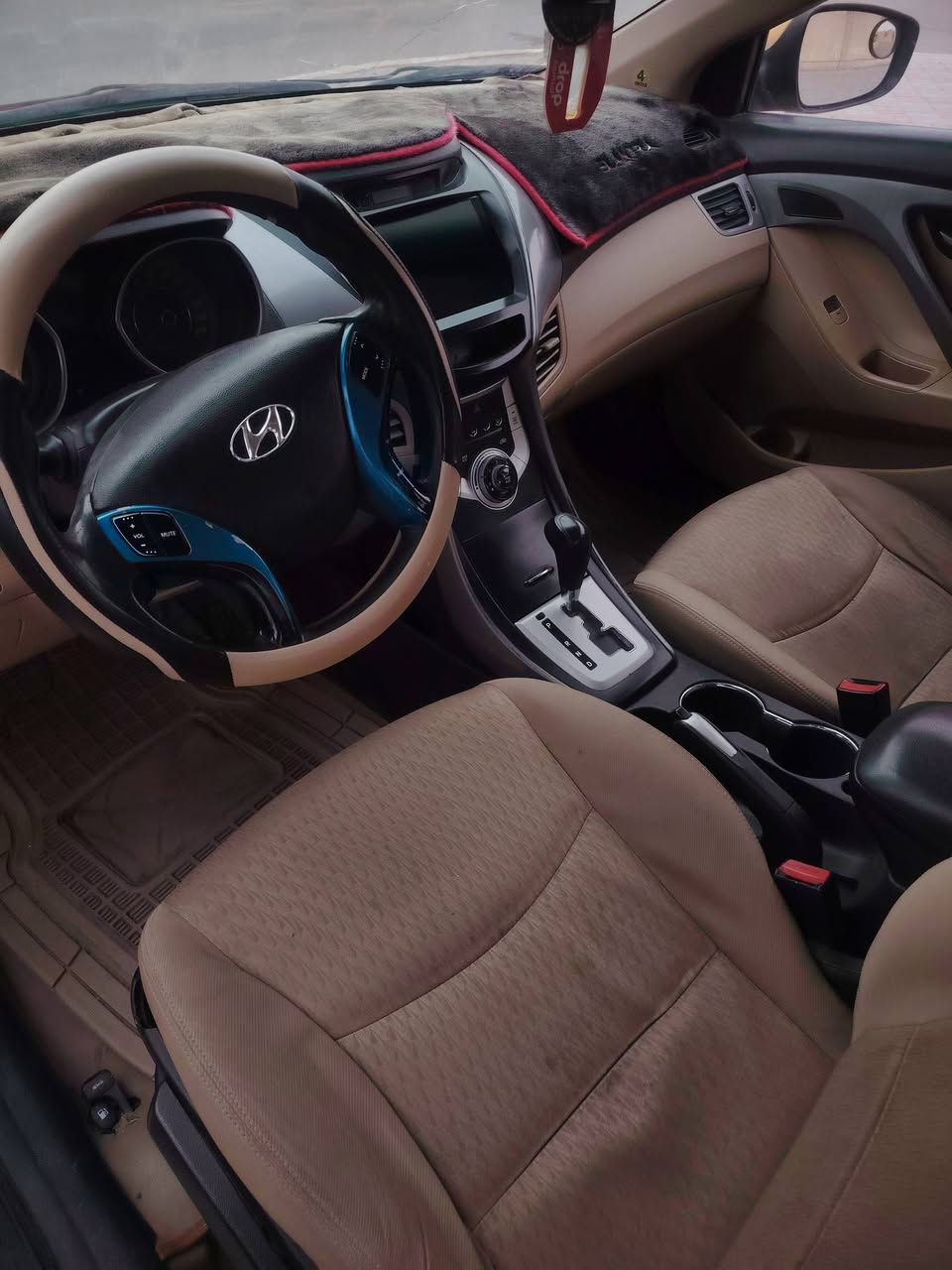 النترا 13 خليجي
فول عده البصمه 
بيها جاملغ خلفي مشتغلينه درجه اولى
 محرك وكير خير من الله
 تخم تاير جديد سياره جاهزه السعر 95 وبيها مجال
العنوان الانبار الفلوجه 📍
لل اتصال ***********. ***********
