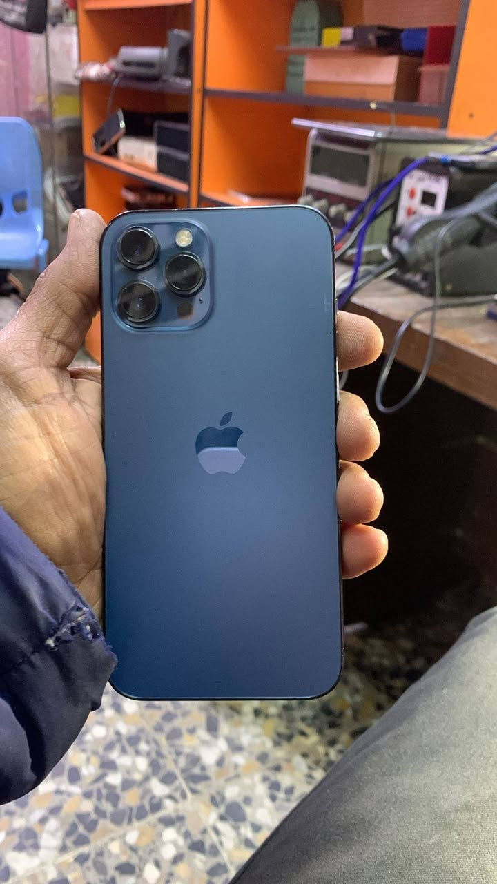 السلام عليكم ١٢ برو ماكس ذاكره ٢٥٦
جهاز بلادي بس شاشه بيه فطر
والباقي شغال بغداد الشعب ***********
سعر ٣٢٥
