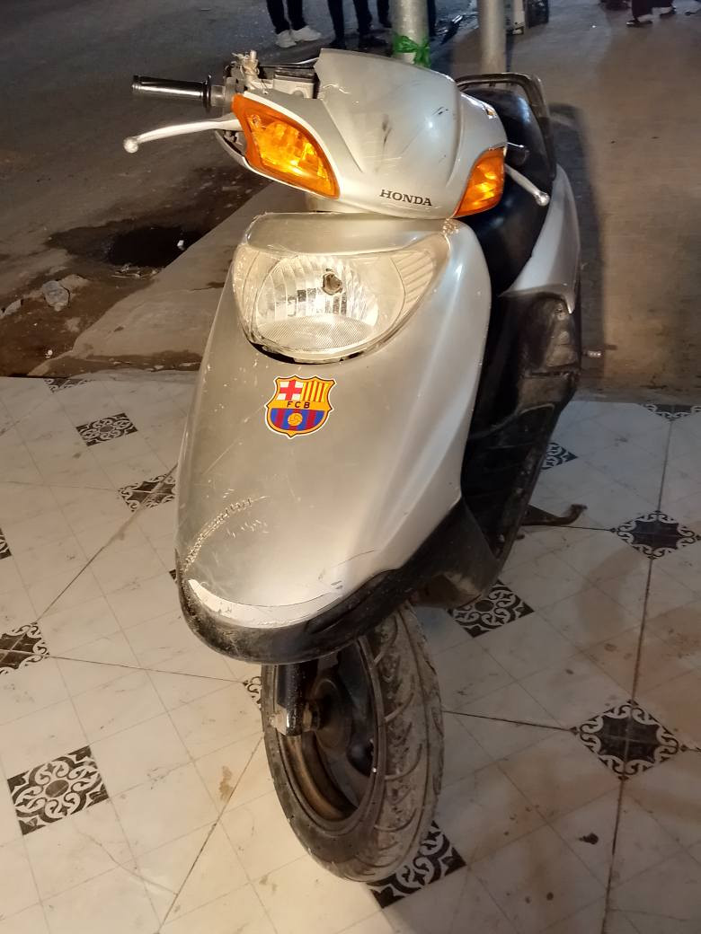 للبيع دراجة سبيسي ياباني مكينه 100 cc بدون اوراق . مجفته مرة وحده تجفيت جديد صارله اسبوع . كهربائيات شغاله سلف شغال السعر 350 وبيها مجال عمارة, ميسان


**إذا كنت صاحب هذا الإعلان وتريد حذفه لأي سبب، رجاءا أرسل رسالة إلى الدعم الفني**