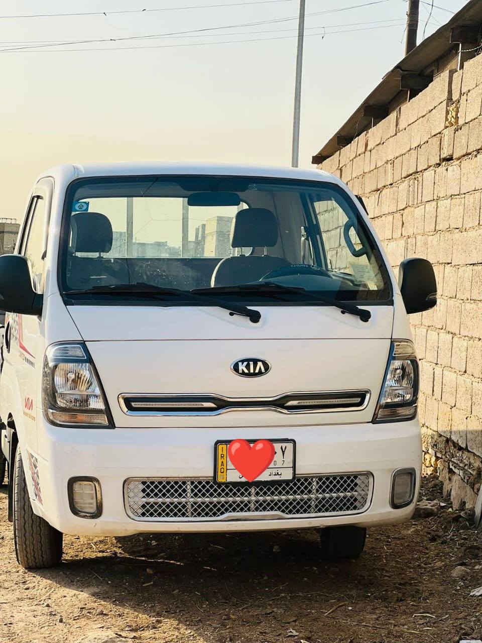 السلام وعليكم كيه موديل 2022 رقم بغداد السياره بسمي كيه نضيفه وخير من الله مكفوله من كلشي گير شاصي محرك السعر 147 وبيها مجال للشراي مكاني بغداد شراي يتصل ***********
