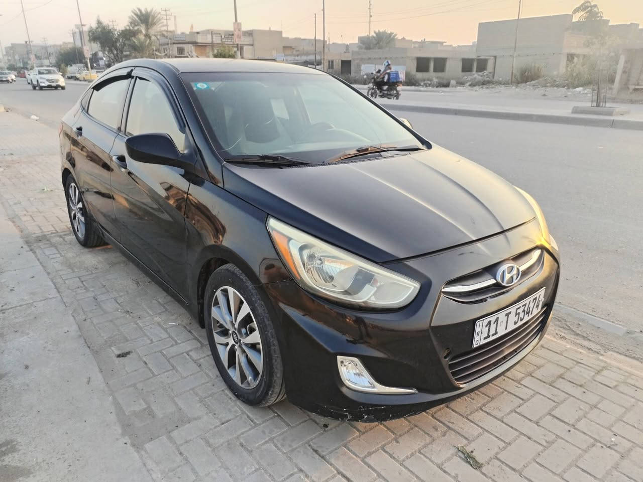 السلام عليكم
هونداي اكسنت موديل 2017 امريكي

محرك 1600 ماشيه 87 حقيقي

رقم جديد انكليزي وسنويه باسمي 

تبريد ثلج مبدل منظومه كامله جديد

السياره جاهزه من كل النواحي 

5 ويل كب بلادي

فول تحكم ستيرن جهتين 

نظام ايكو ومانع انزلاق

دسك خلفي امامي السعر 87

بيها صبغ جاملغ وبنيد بدون دواخل

وصور الحادث والسونار مرفق بالصور 

مكاني السيديه قرب تقاطع درويش للاستفسار الاتصال ***********
