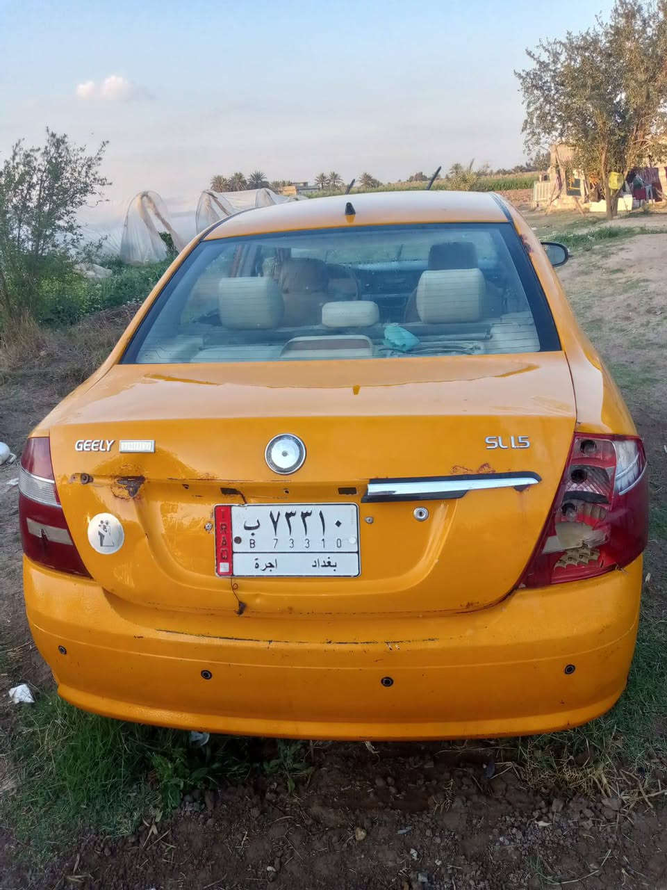 جيلي موبل محرك بي خيط تبخير وكير حلو بس انا ابيعلك كوم حديد ب15 ورقة واذا مانشتري لاتعلق ولاتراسل تعبني وتعبك ‏‪***********‬‏
