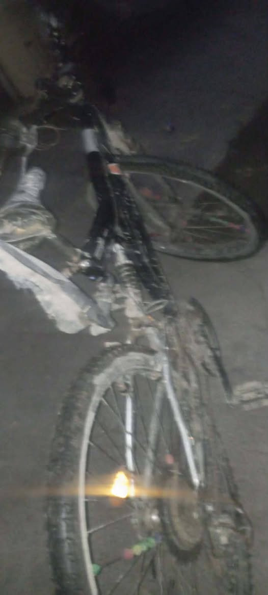 السلام عليكم جمعه مباركه علينا وعليكم بايسكل للبيع حجم 26 امريكي جبلات السعر 80 وبيج اللي يريده يراسلني على هاي الصفحه الناشره بيه


**إذا كنت صاحب هذا الإعلان وتريد حذفه لأي سبب، رجاءا أرسل رسالة إلى الدعم الفني**