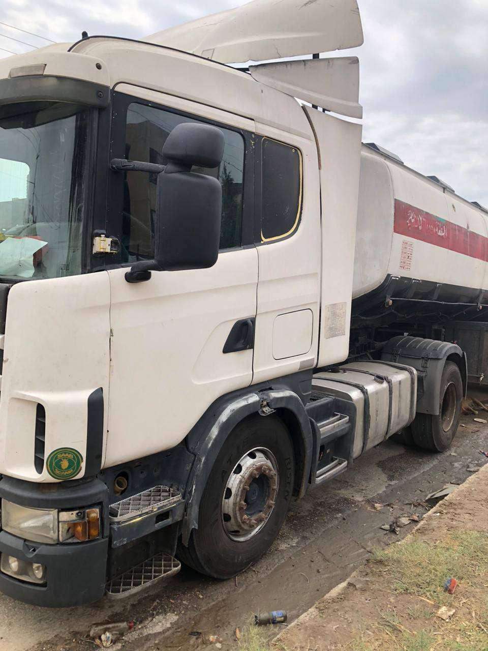 سكانيا جاهزه للبيع  سنويه27طوناج27 السيارات غير معتمده تخم تاير السعر200وبيه مجال *********** مكلف نشر
