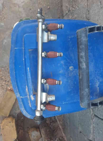 ١عبوه فيتبم كامله من ٧ لل ٩
٢ تخم بلكات تفصيخ
٣ حساب باب سنسر مال هواء
٤ جويتر كامل 
كلهن تفصيخ ونضاف مكاني بابل

نوزلات ١٦٠٠ شرط يقطرن تقطر اذا مو اصلي مرجوع

***********
