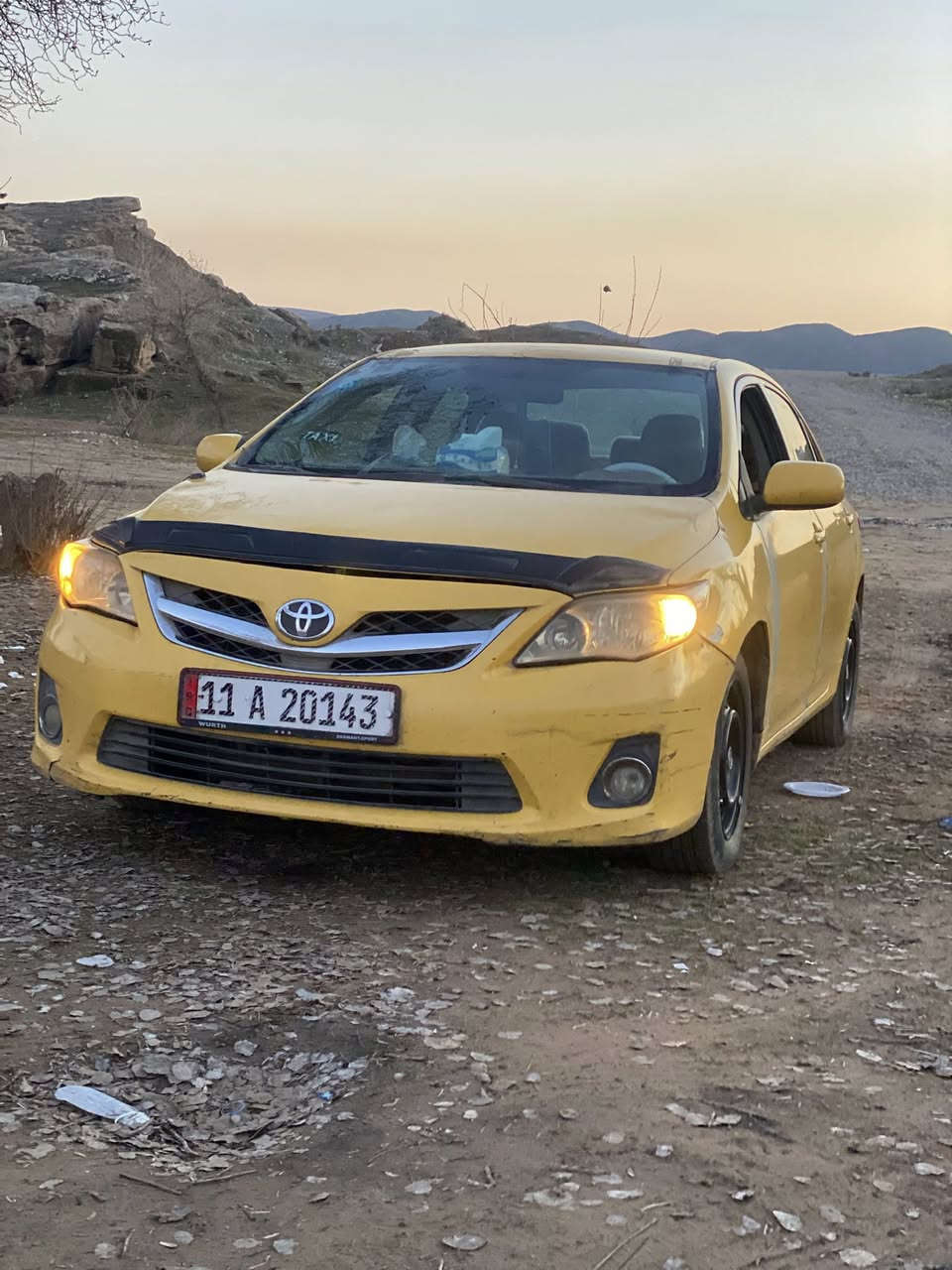 سلام عليكم ، كورلا للبيع موديل 2013 السياره مكلوبه كدام العين بيها دفتر مانزين ومنضومة غار بيها وشرط التحويل والغرامات السعر 90 ورقه وبيهاا مجال للشراي ورجاً الي مو شراي لاتكسر بحلال الناس وللاستفسار لاتصال بهذا الرقم *********** وتحياتي للجميع .
