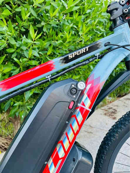 السلام عليكم🩶
للبيع بايسكل جبلي شحن حجم 29 فريم عالي 
فول مواصفات بريكات دهن ماركه زوم احمر
الكير الامامي 3 والخلفي 8 سستم A5
سرج دروبر تحكم ستيرن دبل امامي امامي هواء تحكم ستيرن
بريكات حساس امامي وخلفي لايت امامي 6 عدسات 
جاملغات امامي وخلفي ماركه جاينت الملف 500w
 والبطاريه 48volt سرعه 60 مفتوحه حقيقي 50   منفذ شحن 
السعر 750 الف قفل الشراي يخابر ميعجبك اعبر المنشور ✨
مكاني بغداد الشعله حي الجوادين 
للاستفسار /*********** بغداد
