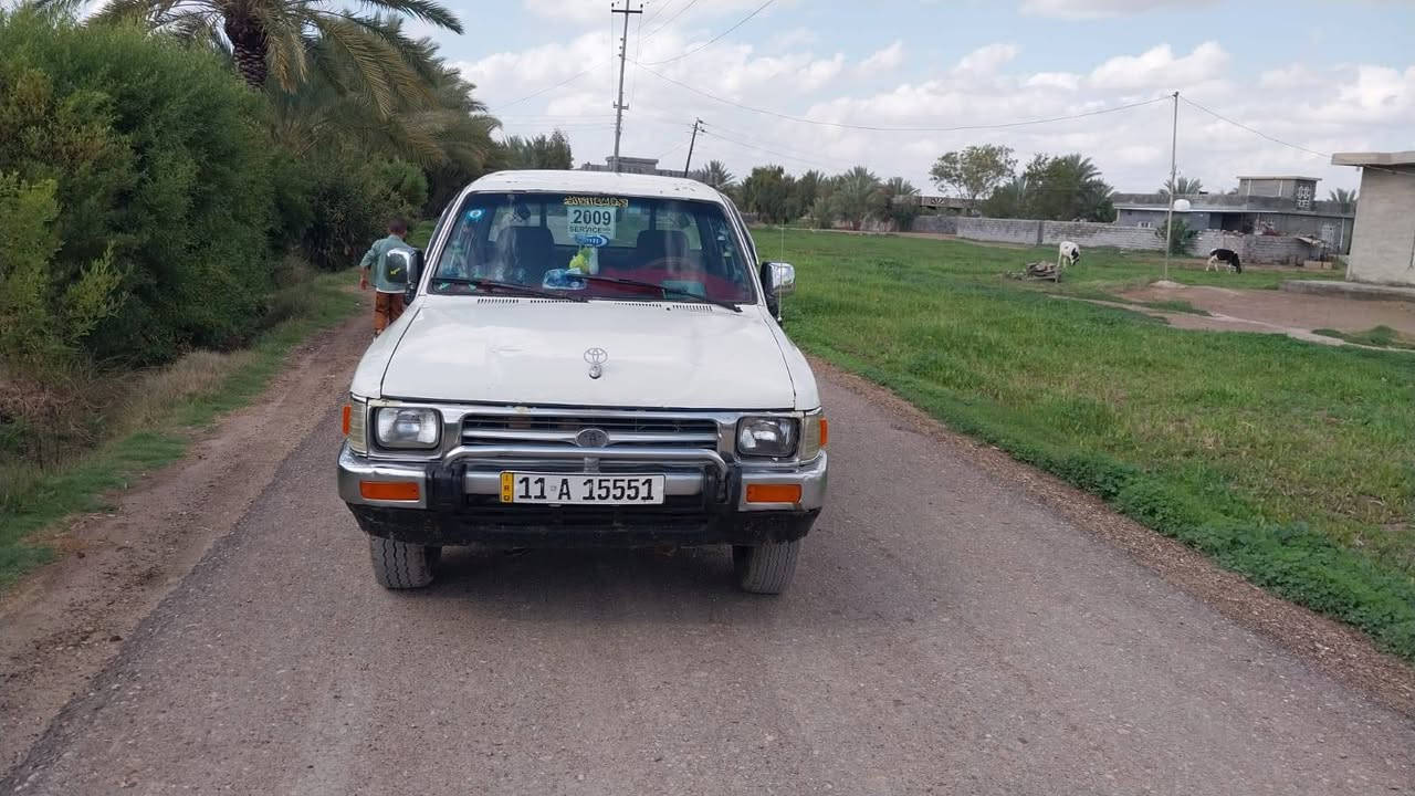 سلام عليكم بيكم تيوتا موديل 92 مكفولة كفاله عامه على وضع شركه
محرك كير اكسن شاصي كله شرط 
رقم بغداد إنكليزي مميز سنويه عضم عاج مشروع وطني للغاية 2030 تحويل مباشر 
كهربائيات كلها شقاله تخم تاير هاذا رقم هاتف وشراي يدلل. ***********
