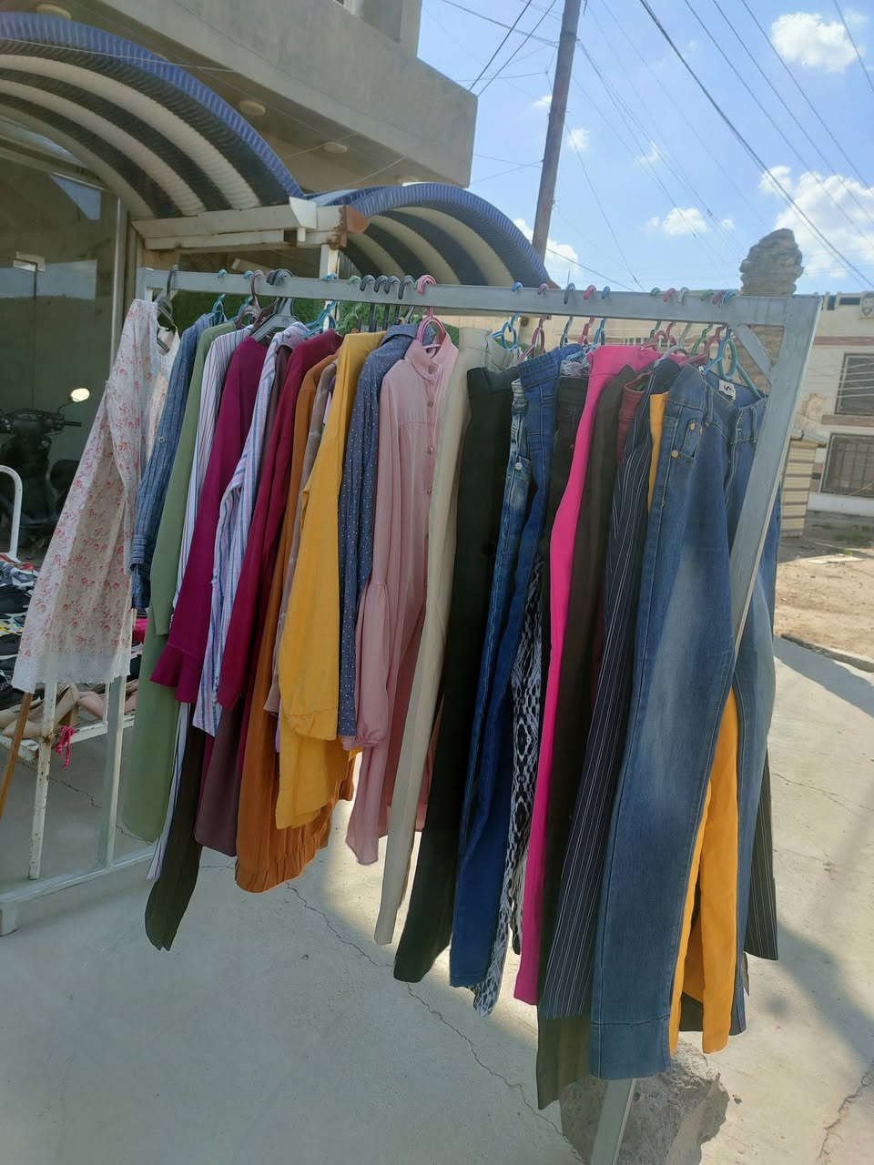 اللهم صل على محمد وال محمد
البضاعه اللي متوفره بلمحل بضاعه جديد وباله 
دشاديش سعر القطعه 4 الاف 
قميص أبيض بالف
قميص طلعه الفين
بنطرون كابوي وقماش 3 الاف 
تيشيرت وبجامه ستن سعر القطعه الف
تيشيرت وبجامه فانيله سعر القطعه الف 
نفانيف اكو 3 و 5
عبايه راس 6 الاف 
عبايه اسلاميه 10 الاف 
بشتات 8 الاف 
احذيه خارج المحل الفين 
ناموسيه حجم كبير 3 الاف والصغيره الفين 
ربطات ستن وقماش بالف
هاينك قطني صيفي فري سايز السعر 4 الاف 
احذيه كعب 5 الاف 
شحاطات سعر القطعه 3 الاف 
عنوان المحل شارع 60 مقابيل جامع اهل البيت ع 
متواجدين من الساعه 11 صباحا إلى الساعة الخامسه عصرا وبعد الإفطار من الساعة 7 مساءآ إلى الساعه العاشره والنصف مساء


**إذا كنت صاحب هذا الإعلان وتريد حذفه لأي سبب، رجاءا أرسل رسالة إلى الدعم الفني**