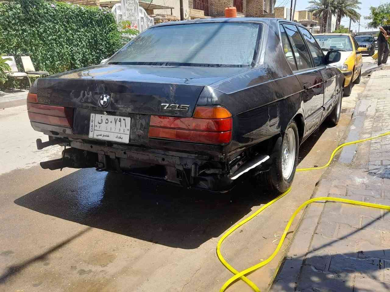 السلام عليكم بي ام 735مكينه وكير و وحداديه وكهربايات وارفلو كله جديد رقم بغداد مالكها ب مدينة الصدر ماواصله بيع او مراوس سعر 20وبيها مجال هاذه رقمي ***********
