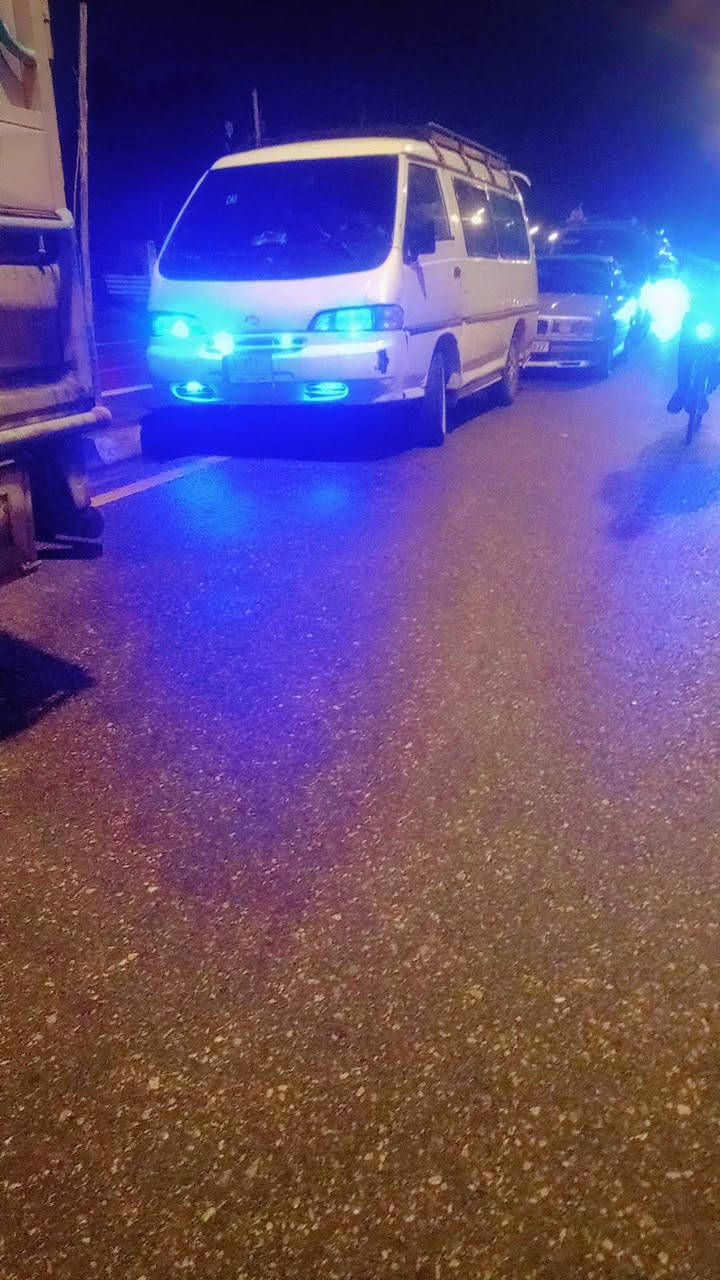 السلام عليكم كيه هونداي  موديل 95  سنويا الي 29 كير اكسن شرط طخم تايرات جديد محرك صرف ونفخ  سعر  45 و بيهامجال   رقم ***********
