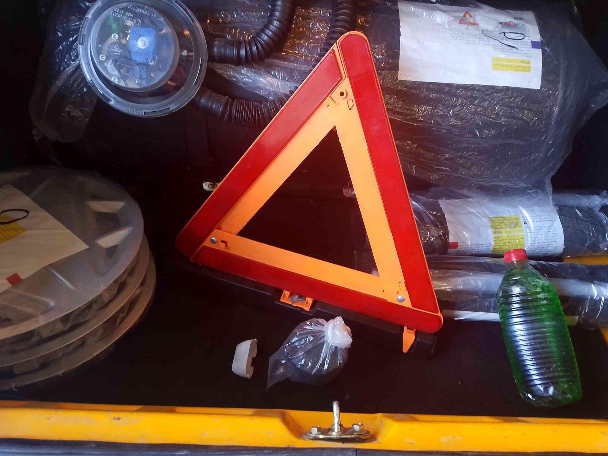 سايبا ٢٥
ماشيه ٣٦
سويج عدد٢
غاز وبانزين 
تخم تاير جديد 
منظومه محوله من الشركه
العنوان بغداد 
الرقم ***********
