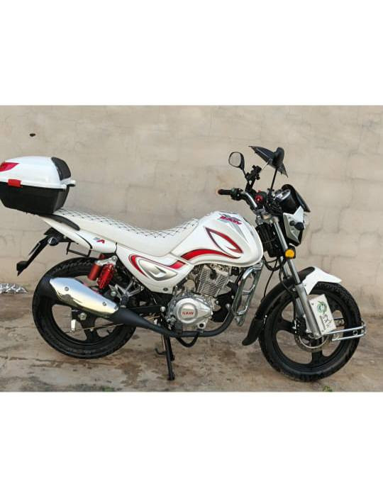 السلام عليكم موطور سنكي ساو للبيع مديل 25 طالع بشهر العاشر نضيف كلش  اتصل ودلل ***********
