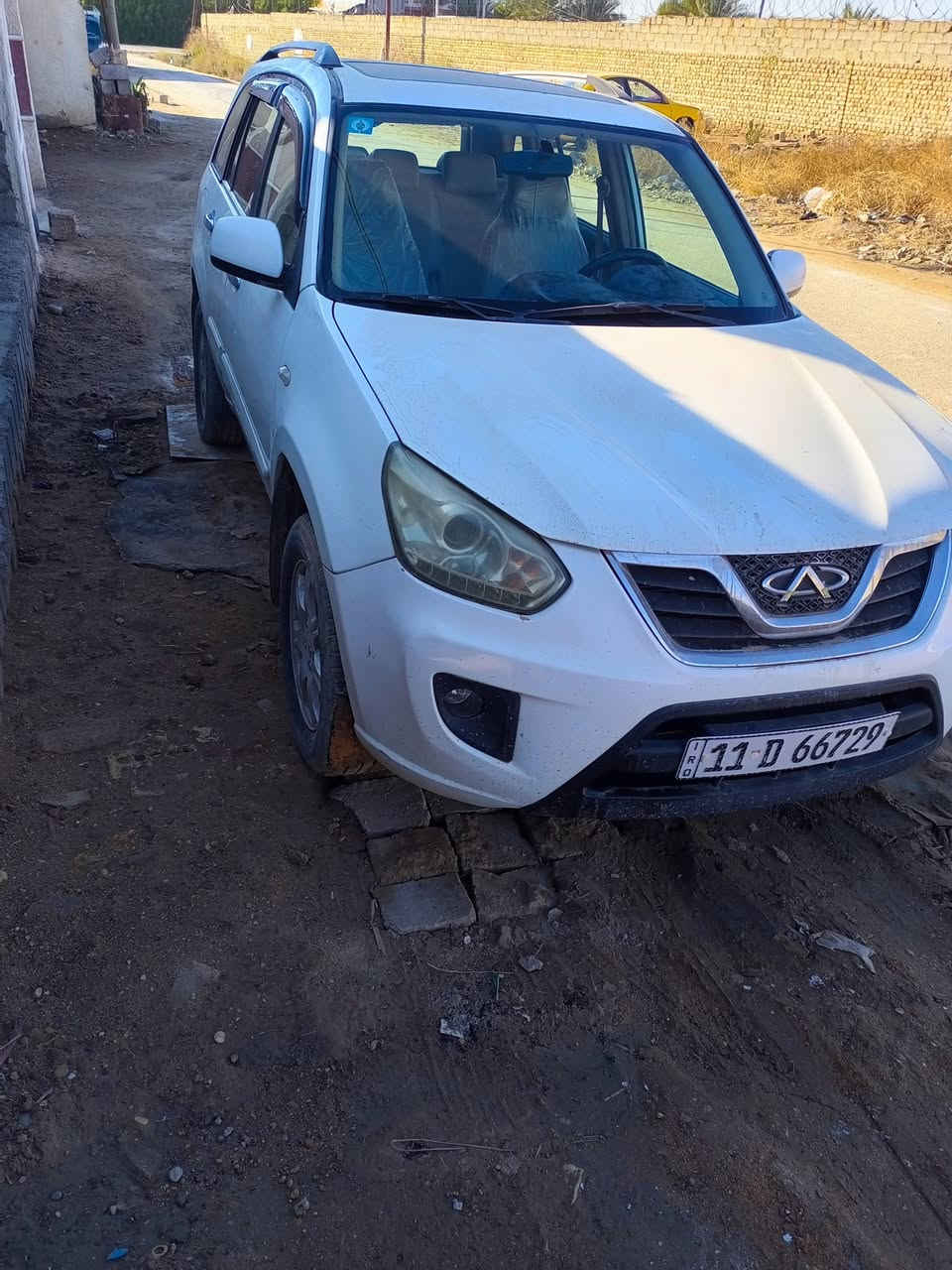 السلام عليكم من رخصت الادمن سيارة للبيع تيكو موديل 2012 سيارة نضيفة  تحتوي على شاشة لمس مكينة بحالة جيدة سعر 60 قفل  مكان بغداد سويب سيارة بسمي تحويل مباشر رقمي ***********  موجود واتساب
